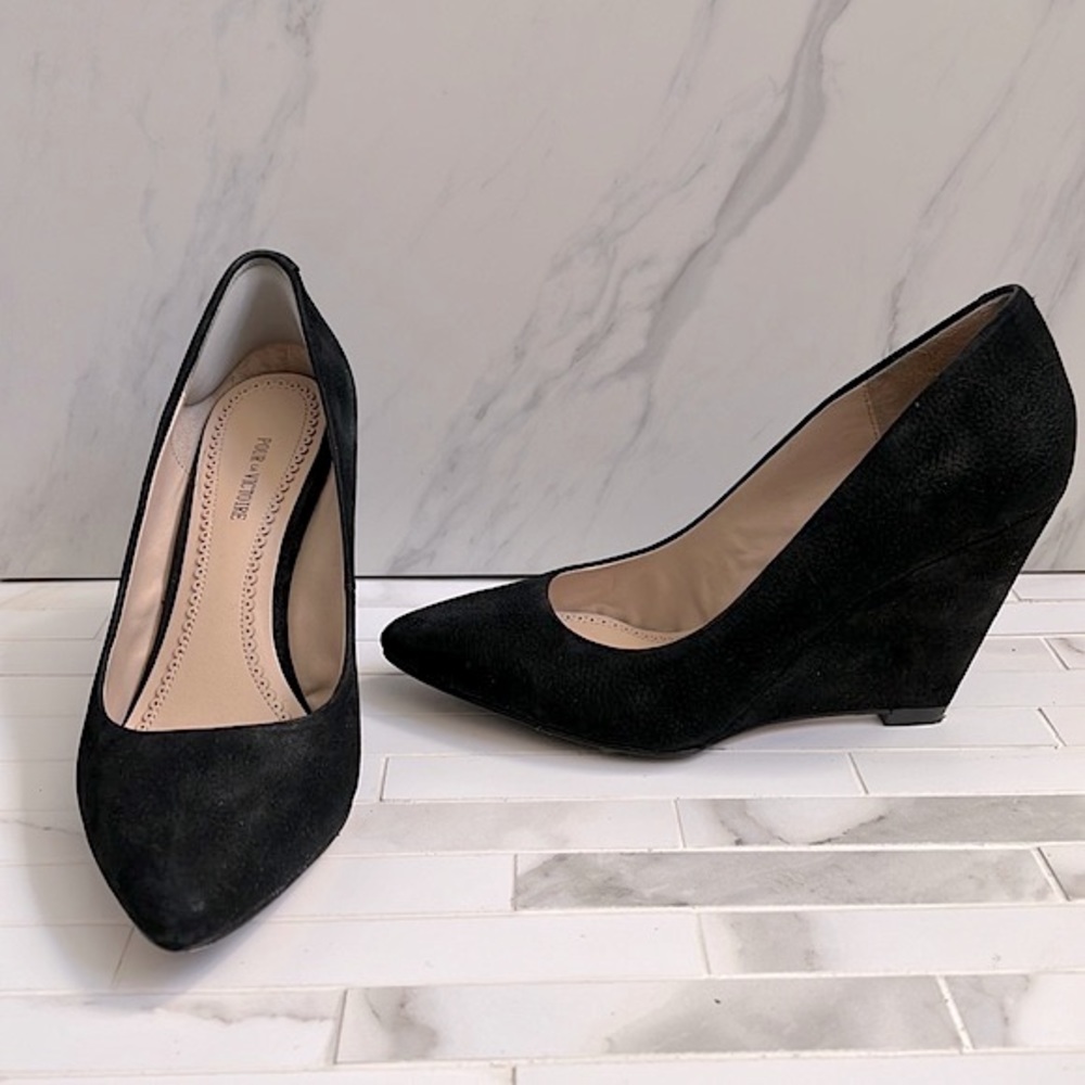 Pour La Victoire Black Pebbled Nubuck Leather Pointed Toe Wedge Heel Size 6